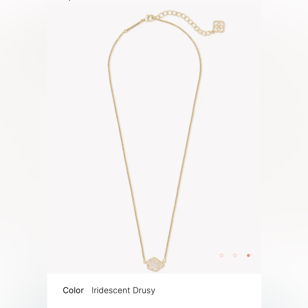 Kendra Scott - necklace